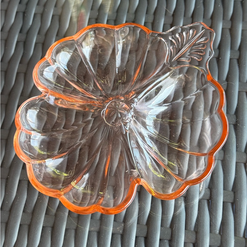 Vintage 1930s Jeannette Iridescent Carnival Glass, 3 leaf Clover Dish